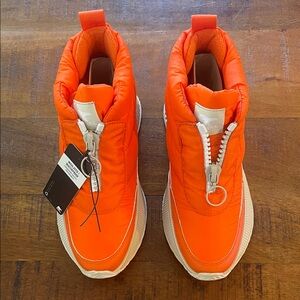 Sorel Out N About Puffy Zip Boots